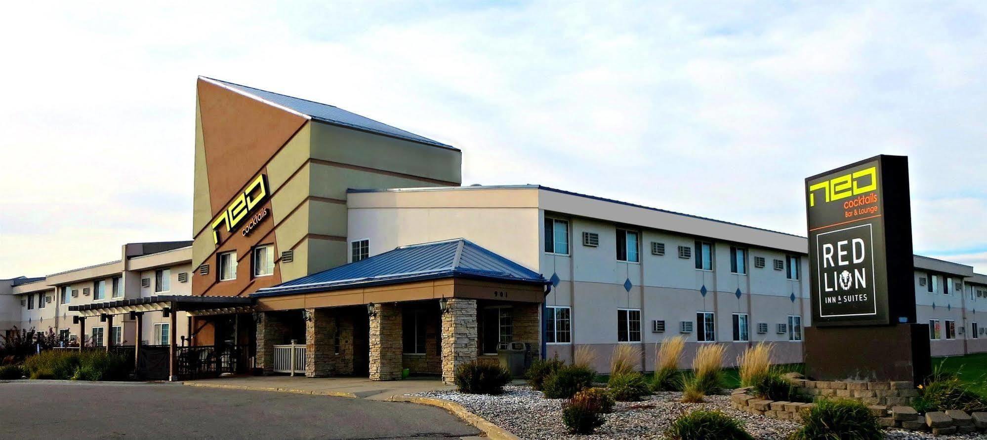 Red River Inn & Suites Fargo Exterior foto